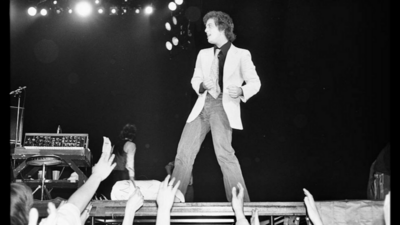 Opening Night: Billy Joel: And So It Goes